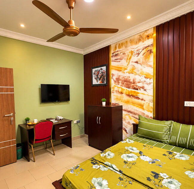 SL Hotel Fan Gallery